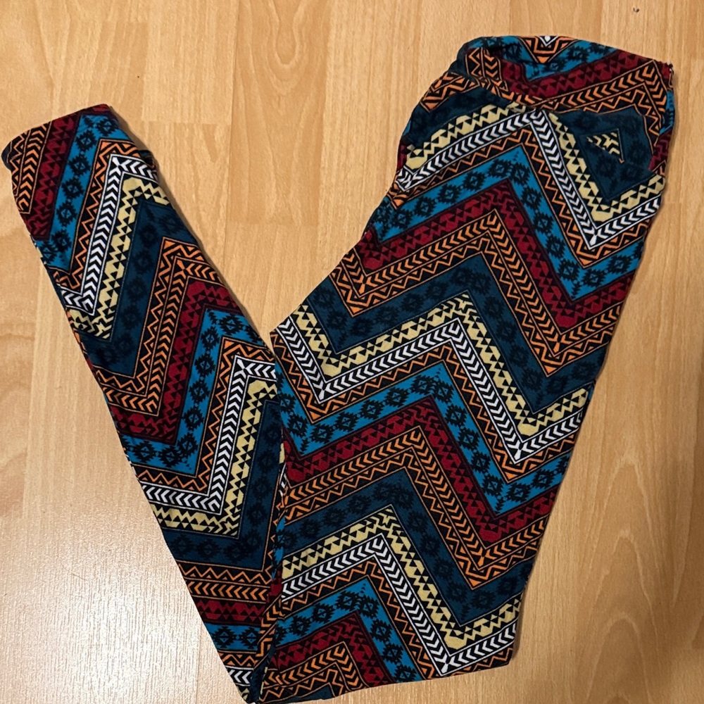 LuLaRoe Multicolor Chevron Leggings